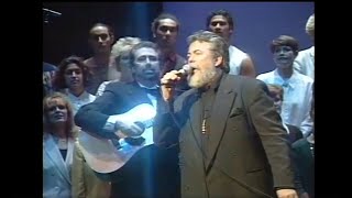 Dash Crofts sings ‘One Planet, One People Please’ at Pacific Horizons Conference in a Sea of Voices