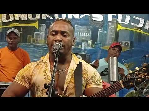 Melody Sants - Que Me Importa a Mi (En Vivo) Studio