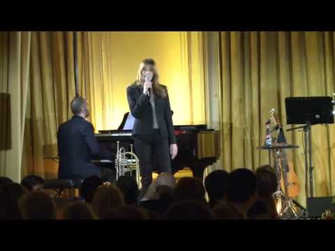Gala 2014, concert privé de Carla Bruni (version complète)