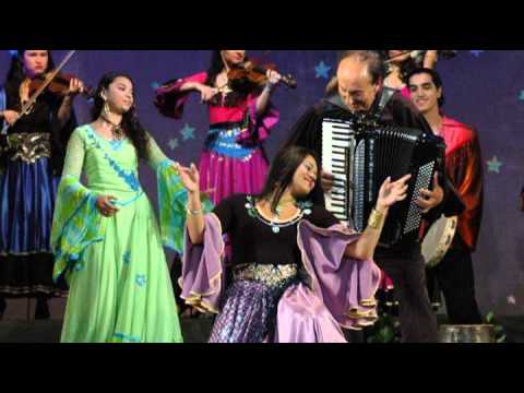 starsza wersja- NIECH ZYJE  ZYCIE -  z  TEKSTEM - KOLOR .- LESZEK ORKISZ SPIEWA