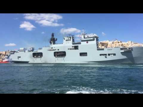 HMS Ocean Farewell Full-Gun Salute, Fort St Angelo - Malta