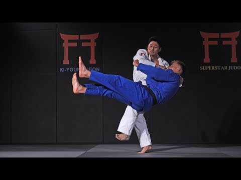 Korean Judo | Okuri ashi barai — judo technique demonstration