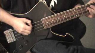Video thumbnail for Ibanez Iceman ICB300 Bass Guitar Review Scott Grove by Groovy Music Lessons