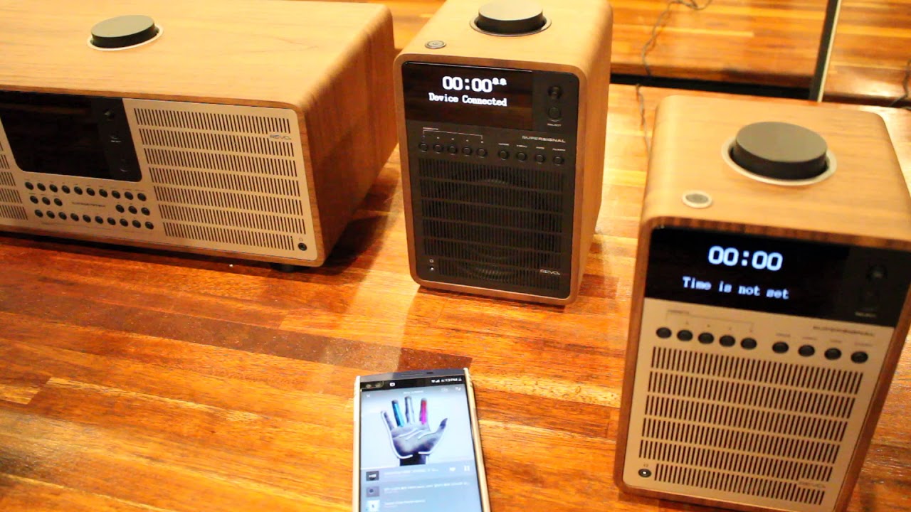 video Loa Bluetooth Revo SuperSignal Chính Hãng 0