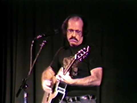 Robert Hunter University of Washington HUB Ballroom, Seattle, WA 10/30/83 Complete Show