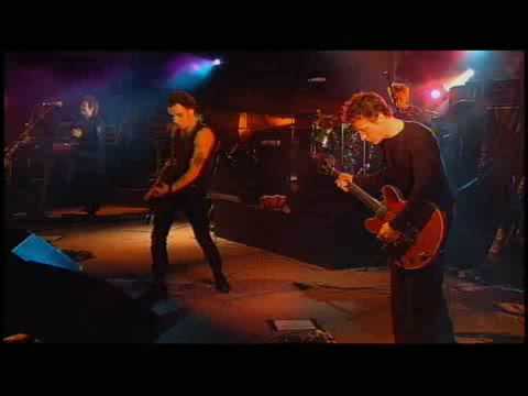 The Cure - Fascination Street (Live 2004)