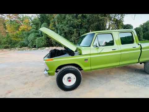 1974 Ford F-250 Custom Crew Cab 4×4