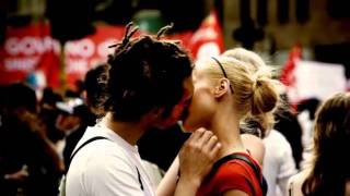 Holograf-Doar O Viata Nu-mi Ajunge Sa Iubesc!