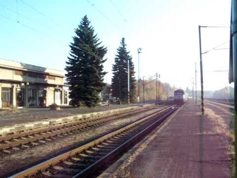 749 107 na čele os. 9057 rozjezd - Praha Krč - 30.10.2010.