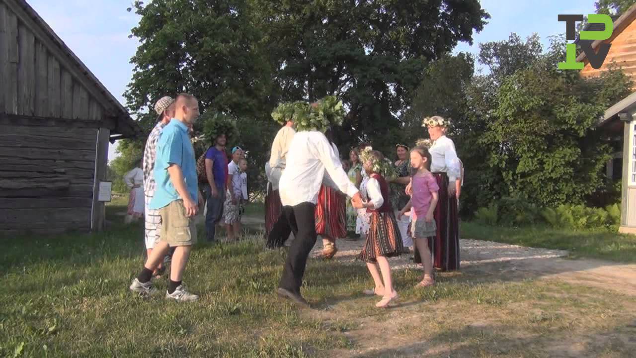 Līgošana Pastariņa muzejā /VIDEO/