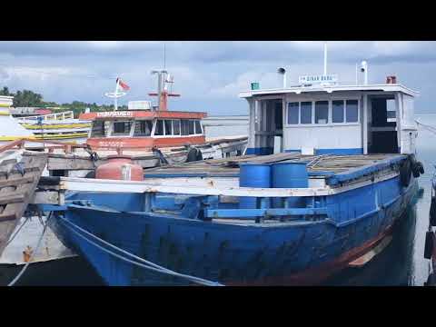Pengabdian Departemen Teknik Elektro dan Informatika Sekolah Vokasi UGM 2017 di Pulau Tomia Wakatobi