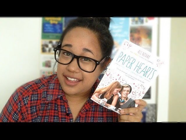 Vídeo relacionado con Paper Hearts