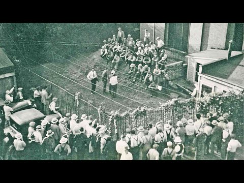 Mob Threatens to Storm Squirrel Cage Jail