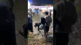 Download lagu Terpeleset ketika di pasar malam #lucu #ngakak #shorts mp3 Download lagu Terpeleset ketika di pasar malam #lucu #ngakak #shorts mp3