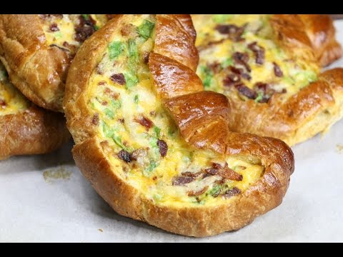 Omelet Breakfast Croissant Boats