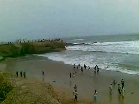 Gadani beach pakistan (by Zubair)