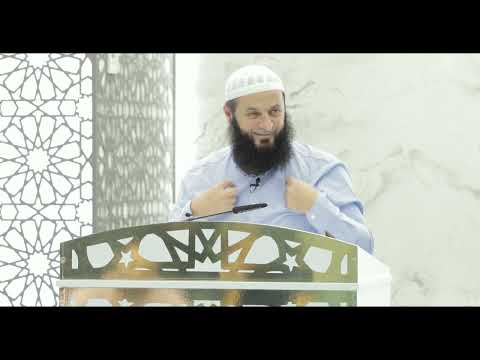 A lejohet falja e namazit me maicë pa krahë? | Hoxhë Sadullah Bajrami