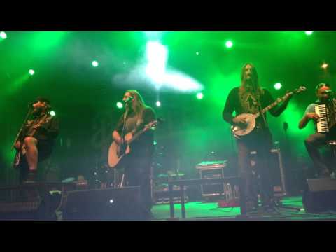 Divokej Bill - Do roka a do dne (Plzeň, 3/10/2015, Pilsner Fest)