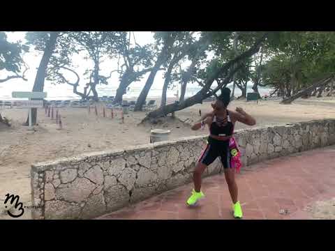 METELE SAZÓN _ Joana Santos, Gino Mella x Lleflight / Zumba Coreo Marta Beortegui