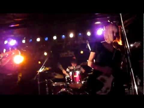 THE MUFFS - CRUSH ME(GIG in JAPAN)