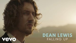 Kadr z teledysku Falling Up tekst piosenki Dean Lewis