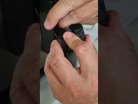 Naprawa ekspresu Melitta – kawa leci tylko jedną dyszą? Zobacz, jak to naprawić!