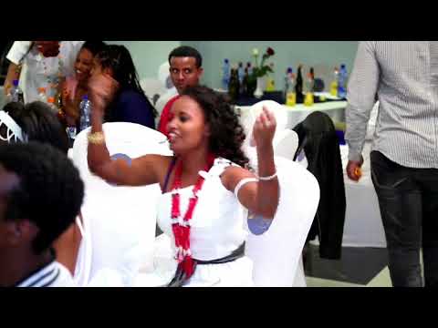 Artist Shimales Dinku" Oromiya "good performance at Eliilly Hotel 2008