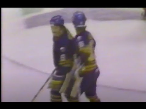 Phil Housley Goal - Sabres vs. Whalers, 11/3/84