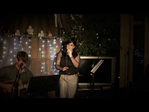 Tvoja zemlja - Vice Vukov | Live by Ana-Marija Šarić (House Concert 06/10/18)