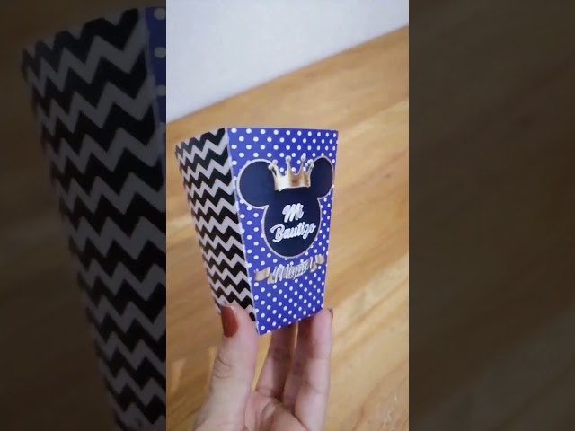 Vídeo relacionado con HSYWSH 24 Piezas Cajas de Palomitas Cartón Popcorn Box de Fútbol Decoración De Fiesta Temática De Fútbol Cajas De Golosinas De Palomitas De Maíz para Cine y Fiestas (verde)