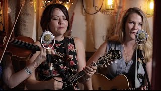 Della Mae - Paper Prince (Live @Pickathon 2014)