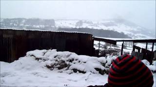 preview picture of video 'Matlock walk in the snow - cooking with a Trangia using bioethanol'