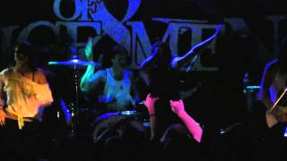 2011.04.09 Sleeping With Sirens - Captain Tyin Knots vs. Mr Walkway (Live in Chicago, IL)