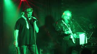 Total Mass Retain-&quot;RUN WITH THE FOX&quot;