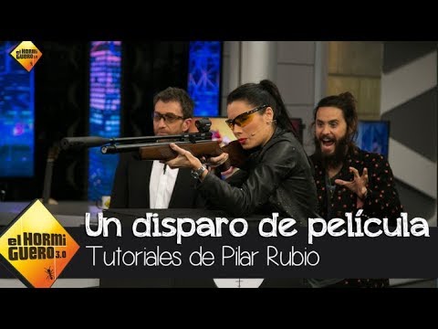 Pilar Rubio abre una botella de cerveza con un disparo de película - El Hormiguero 3.0