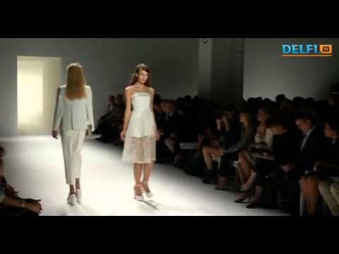 New York's Fashion Week 2012 collection presented Calvin Klein fashion house