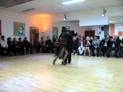  Cristina Sosa  and  Daniel Nacucchio  are  dancing  to  the  vals  "  El Ultimo Adios  "