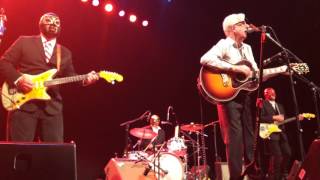 Nick Lowe & Los Straitjackets - Children Go Where I Send Thee
