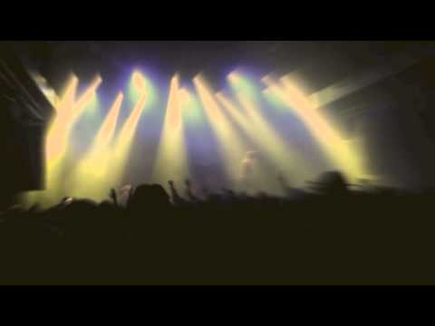 Minus 8 feat Billie   The Spot