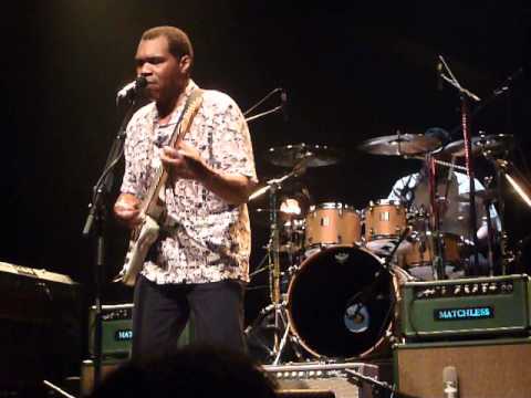 Robert Cray Band - La Cigale 2014