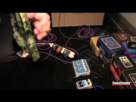 Electro-Harmonix Super Pulsar Stereo Tap Tremolo Pedal Electro-Harmonix Super Pulsar Stereo Tap Tremolo Pedal