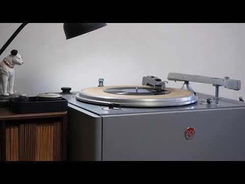 Jes' Natch'Ully Lazy / Mills Blue Rhythm Band