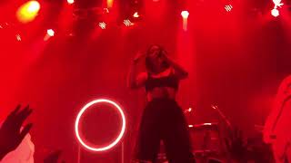 Punches — Noah Cyrus