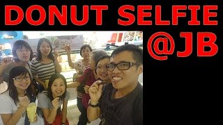 preview picture of video 'Donut Selfie! Johor Bahru Makan and Shopping 1 Day Trip | Malaysia'