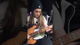 Download lagu Giane Rangel, Sire Marcus Miller P10 Alder 4 Natural #marcusmiller #sirep10 #Shorts mp3