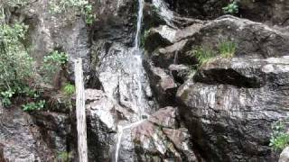 preview picture of video 'Echo Canyon Waterfall, Chiricahua NM'