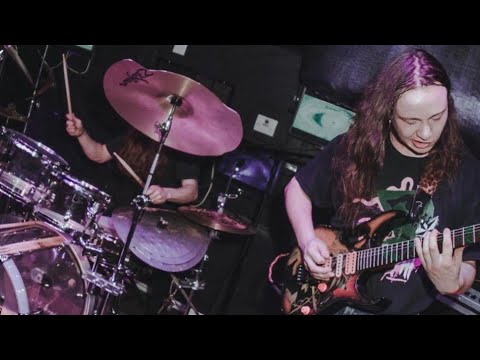 Cloutchaser (Real Math Rock, Live)