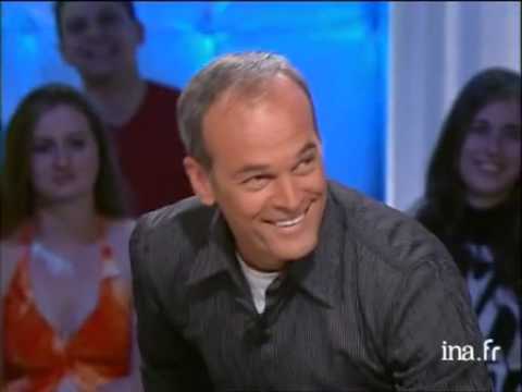 "Kiss Break" Frédéric François, Laurent Baffie, and Thierry Ardisson - INA Archive