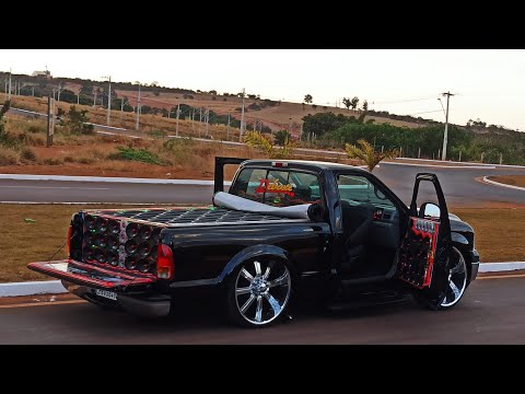 F-250 blackouts  linda 😍com som DEBOXE 😍👏 e suspensão a Ar