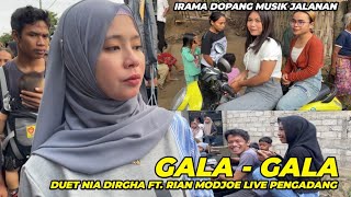 Download lagu GALA - GALA VERSI NIA DIRGHA FT. RIAN MODJOE || BIKIN NGAKAK PARA PENONTON || BERSAMA MUSIK JALANAN mp3 Download lagu GALA - GALA VERSI NIA DIRGHA FT. RIAN MODJOE || BIKIN NGAKAK PARA PENONTON || BERSAMA MUSIK JALANAN mp3